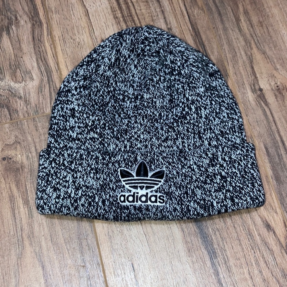 Adidas beanie